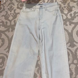 Light wash Wide Leg Jeans